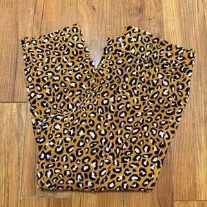 Old Navy Pixie Ankle Pants size 18